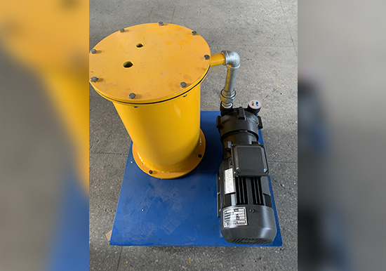 新一代65B型康發(fā)JSH標準化全新雙螺桿擠出造粒機組系列、品質(zhì)控制柜、真空系統(tǒng)等展示！竭誠為您提供質(zhì)優(yōu)、高產(chǎn)、高性價比擠出造粒設(shè)備，期待您的考察與指導！