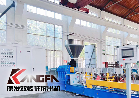 簡述雙螺桿擠出機(jī)主要組成部分(包括電機(jī)、螺桿、機(jī)筒、加熱器、變速器等)