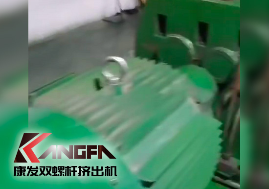 感受康發(fā)一代設(shè)備品質(zhì)！20年雙螺桿擠出機(jī)設(shè)備（電動(dòng)工具生產(chǎn)制造）運(yùn)轉(zhuǎn)如初